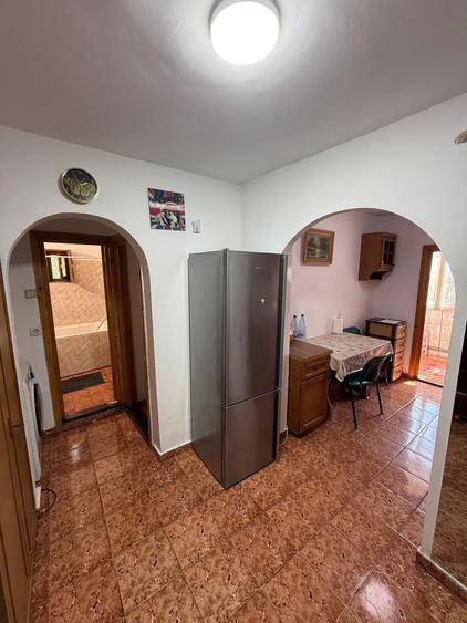 Apartament cu 2 camere decomandat în Canta