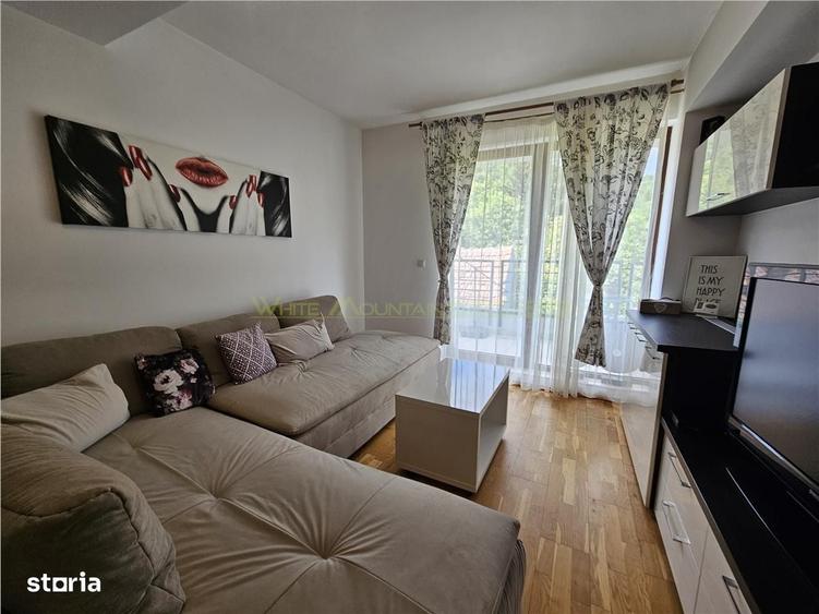 Apartament cu 2 camere semidecomandat în Centrul Istoric