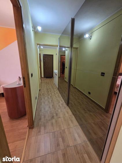 Apartament de INCHIRIAT 3 camere -CARTIER E3 - 7