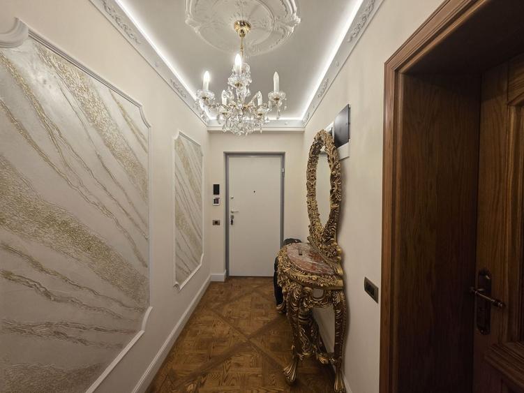 Apartament cu 4 camere decomandat în Aviației