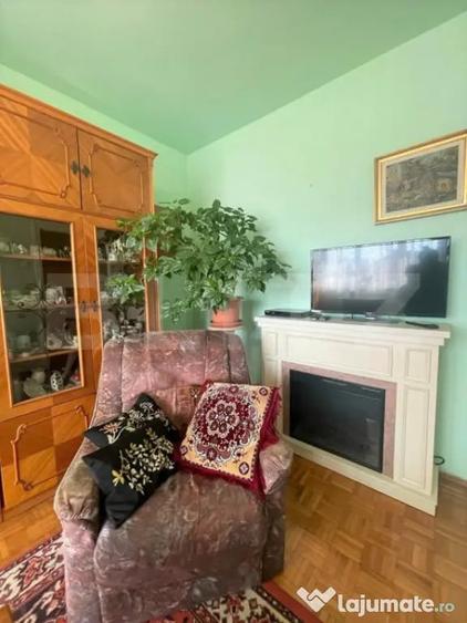 Apartament cu 3 camere decomandat în Grigorescu