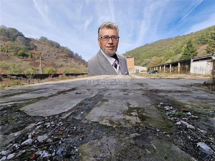 Spațiu comercial, de 1,200 mp, în Central