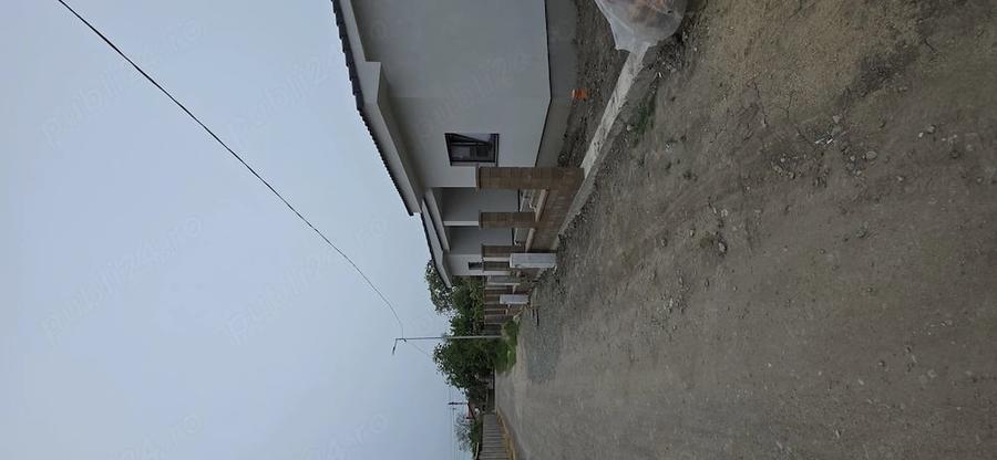Casă cu Teren 250 Mp în Moșnița Veche