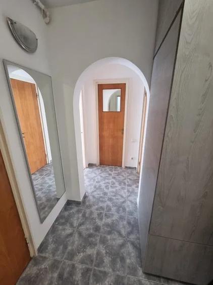 Apartament cu 2 camere decomandat, mobilat în Gorjului