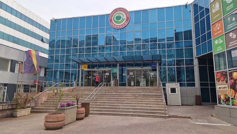 CRANGASI - Piata  100 mp -pret 4.000 euro mp - 1