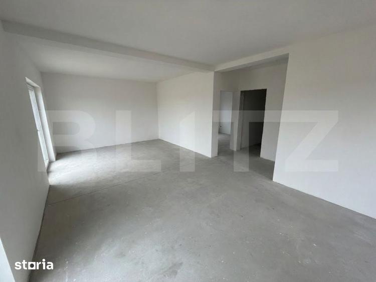 Casă cu 3 camere cu Teren 220 Mp în Malu Mare