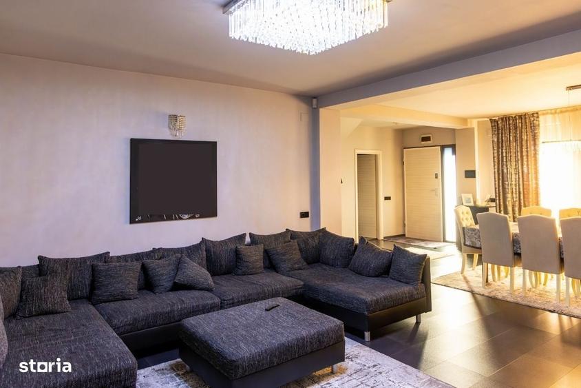 Casă cu 4 camere cu Teren 300 Mp în Central