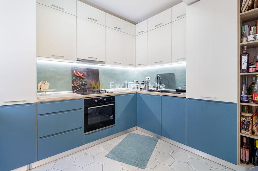 Apartament cu 4 camere semidecomandat, mobilat în Tineretului