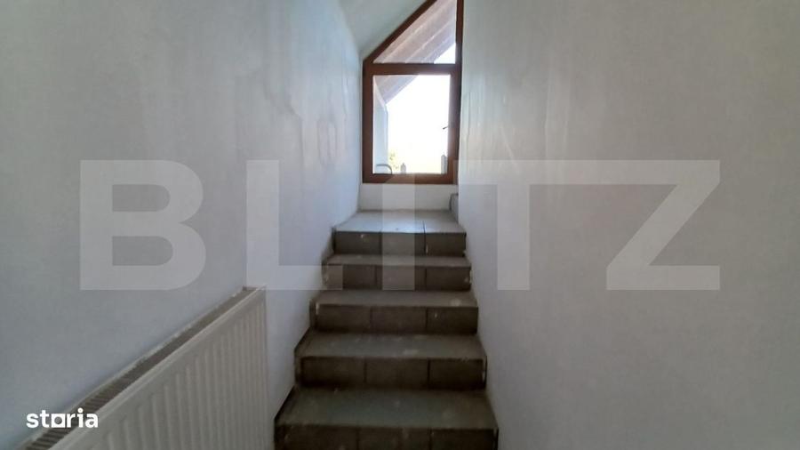 Casă cu 4 camere în Central