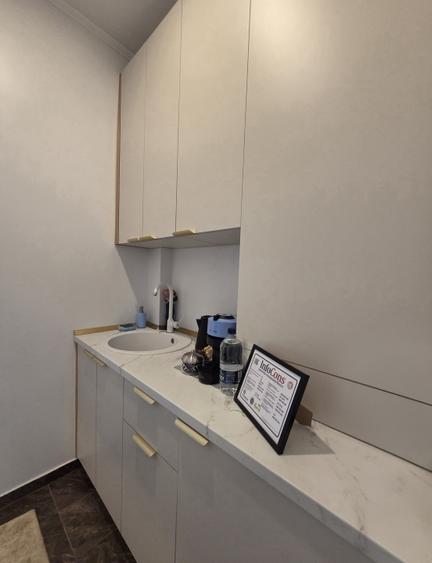 STUDIO | PENINSULA | AFACERE LA CHEIE - 6