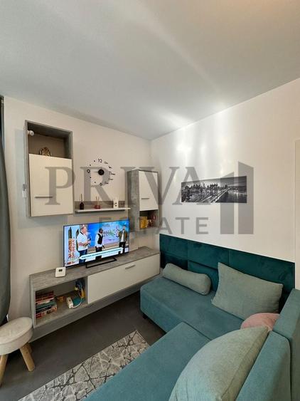 Apartament cu 3 camere decomandat, mobilat în Take Ionescu