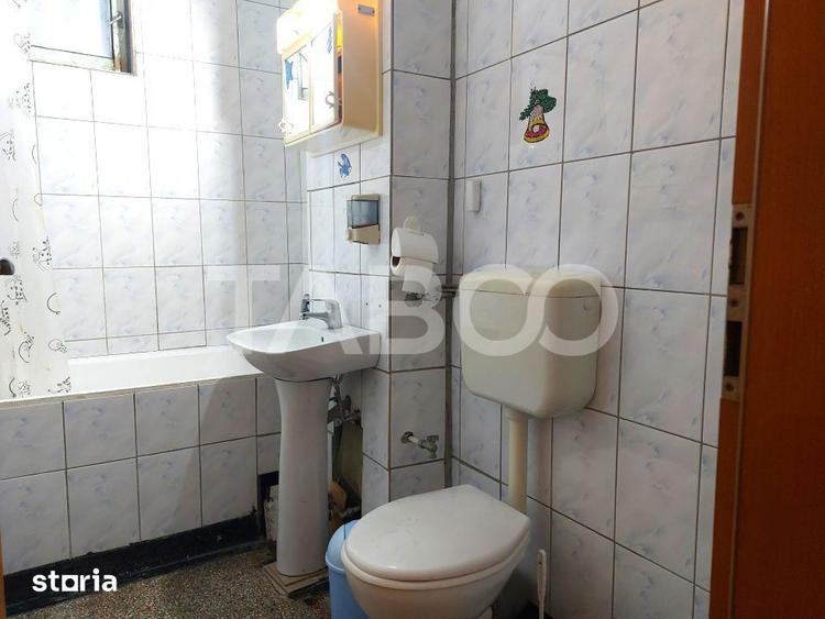Apartament cu 2 camere decomandat, mobilat în Central