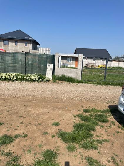 Teren Construcții intravilan de 1100 mp, în Dascălu