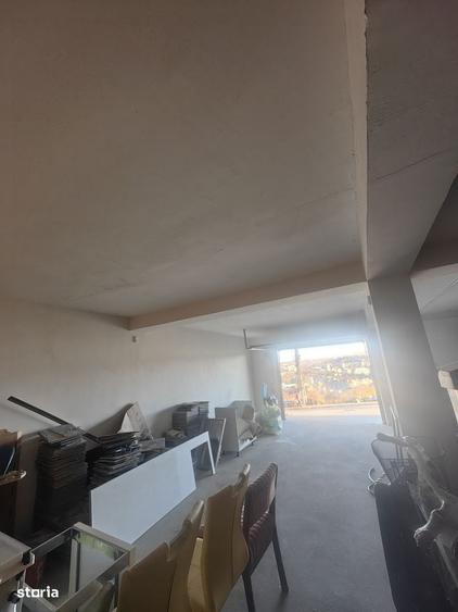 Casă cu 4 camere cu Teren 175 Mp în Grigorescu