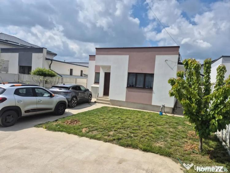 Casă cu 3 camere cu Teren 350 Mp în Șimnicu de Sus