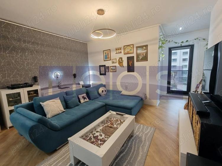 Apartament cu 3 camere decomandat, mobilat în Central