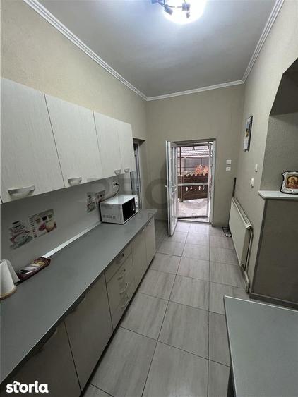 Casă cu 3 camere cu Teren 988 Mp în Sântandrei