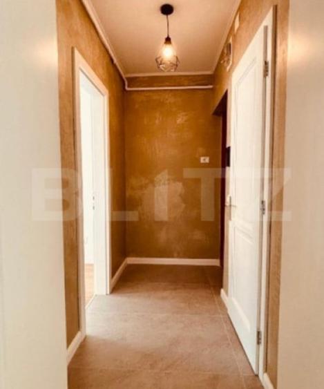 Apartament cu 3 camere semidecomandat în Ultracentral