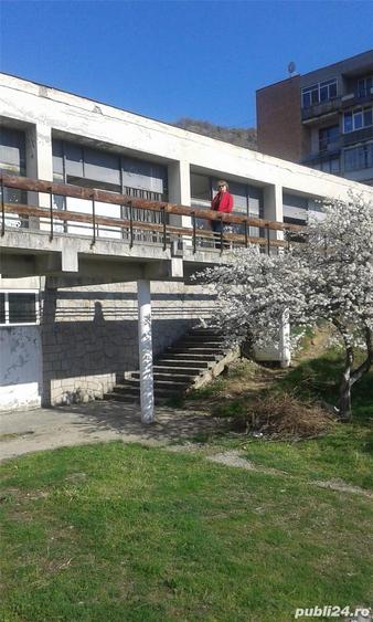 Spațiu comercial, de 250 mp, în Gura Văii
