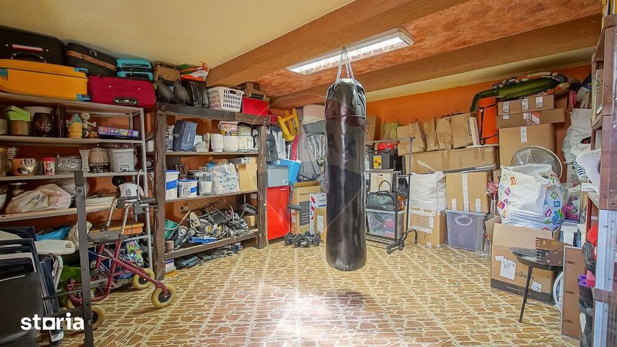 Casă cu 3 camere cu Teren 100 Mp în Central