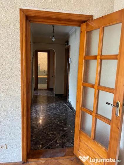 Apartament cu 2 camere decomandat în Burdujeni