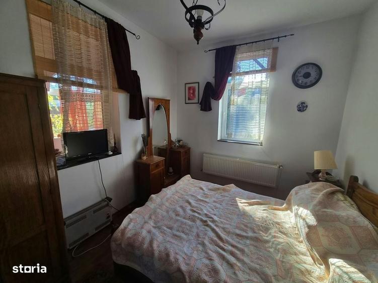 Casă cu 3 camere cu Teren 2308 Mp în Domnești