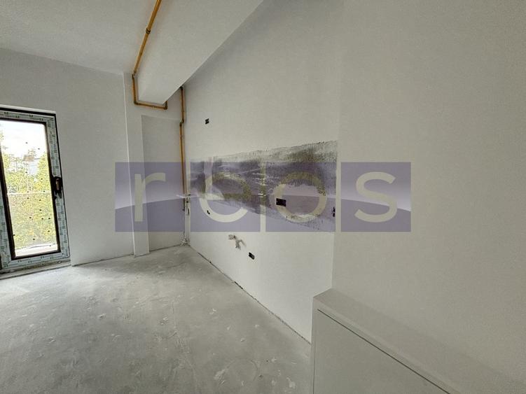 Apartament cu 3 camere în Jiului