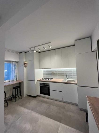 Apartament cu 2 camere decomandat în Ultracentral