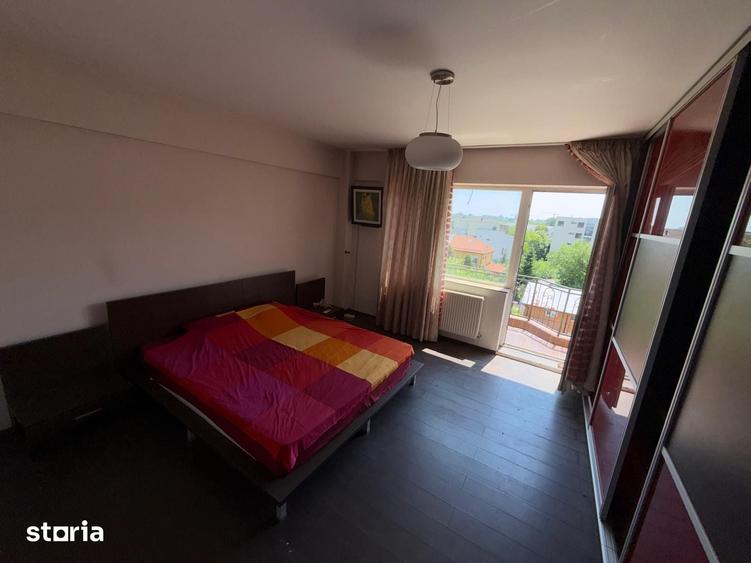Apartament cu 5 camere în Străulești