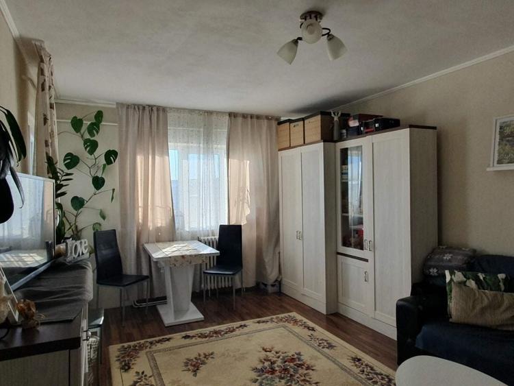 Apartament cu 2 camere decomandat în Dacia