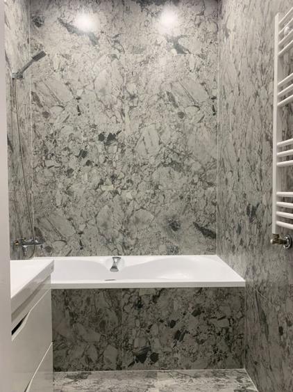 Apartament cu 2 camere decomandat în Victoriei