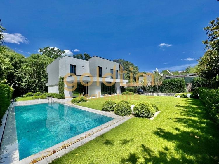 Casă individuală cu 6 camere cu Piscina în Pipera