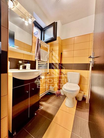 Duplex cu 4 camere cu Canalizare în Giroc