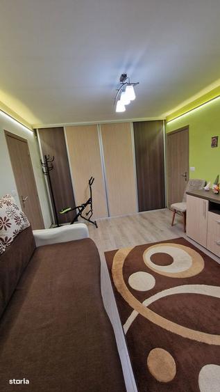 Apartament cu 2 camere semidecomandat în Titan
