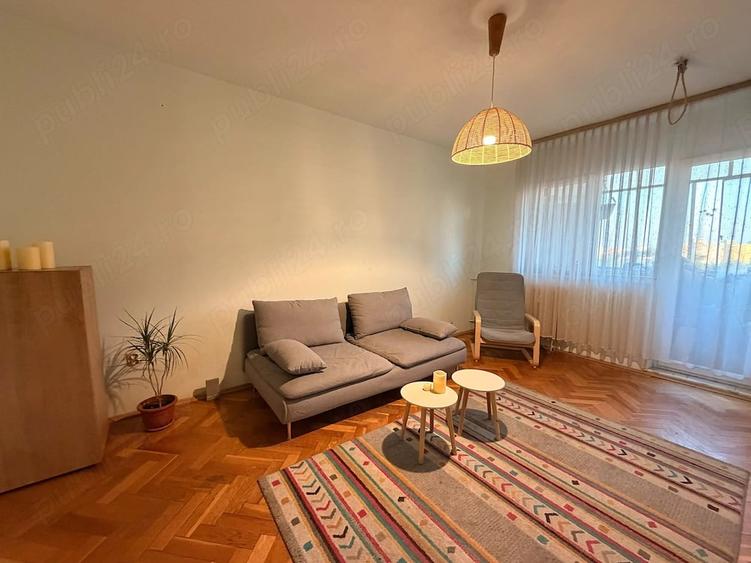 Apartament cu 3 camere decomandat în Circumvalațiunii