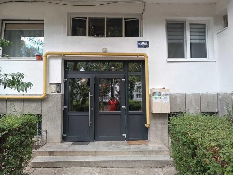 Apartament cu 3 camere decomandat în Grigorescu
