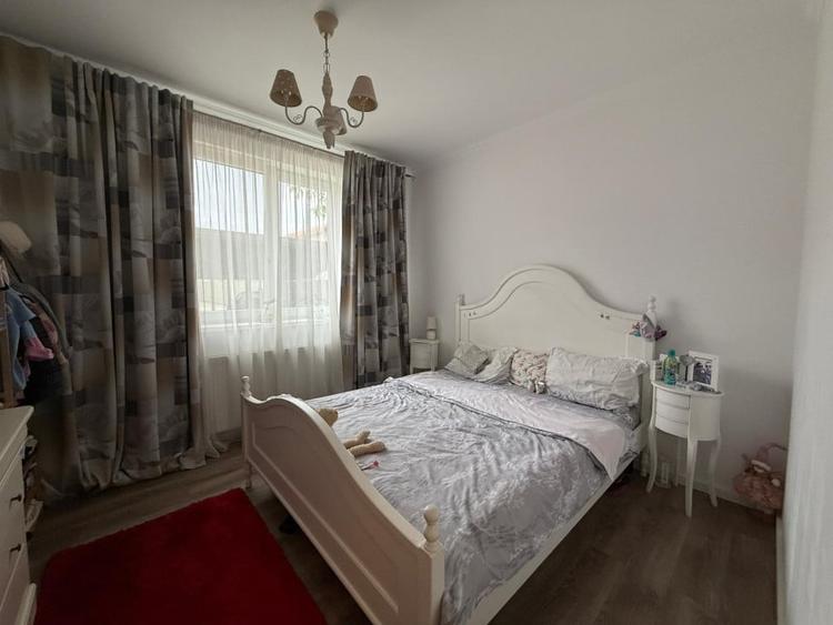 Apartament 2 camere, utilat si mobilat, 2 locuri de parcare - Hotel IQ Comision0 - 6