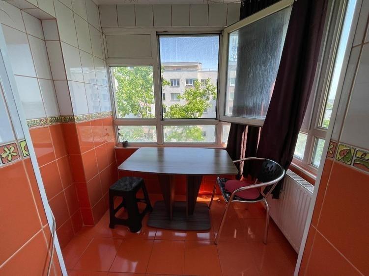 Apartament cu 2 camere decomandat în 1 Decembrie 1918