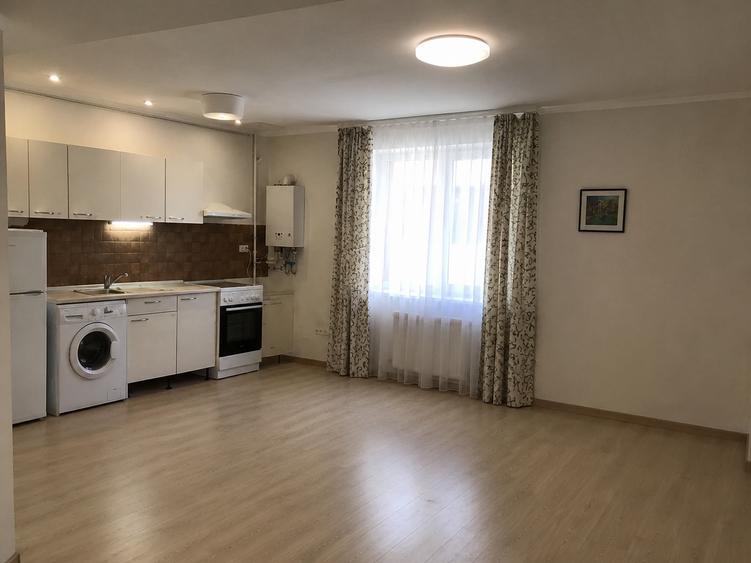 Apartament cu 2 camere decomandat în Pipera