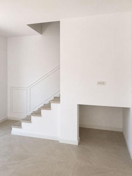Duplex cu 5 camere cu Canalizare în Ghiroda