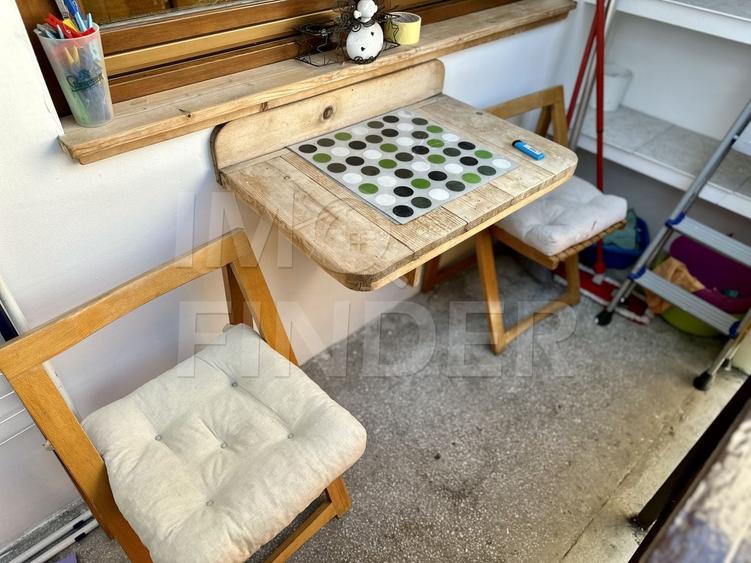 Apartament cu 3 camere semidecomandat, mobilat în Plopilor