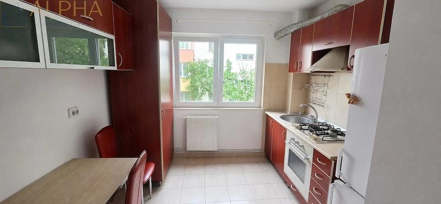 Apartament cu 2 camere decomandat în Calea Moldovei
