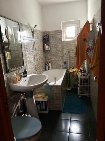 Apartament cu 4 camere decomandat, mobilat în Brătianu