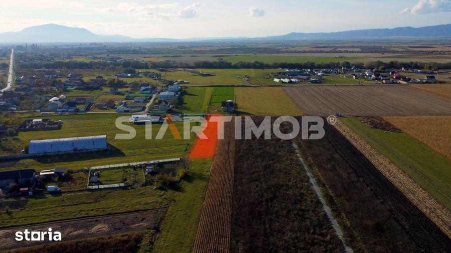 Teren de 3000 mp, în Bod