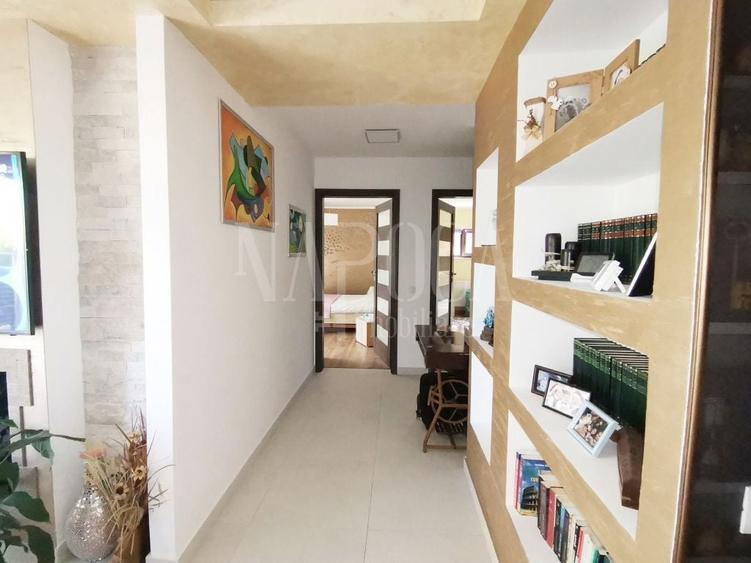 Apartament cu 4 camere semidecomandat în Europa
