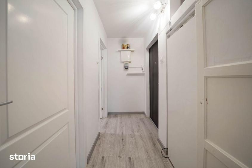 Apartament cu 3 camere decomandat în Ștefan cel Mare