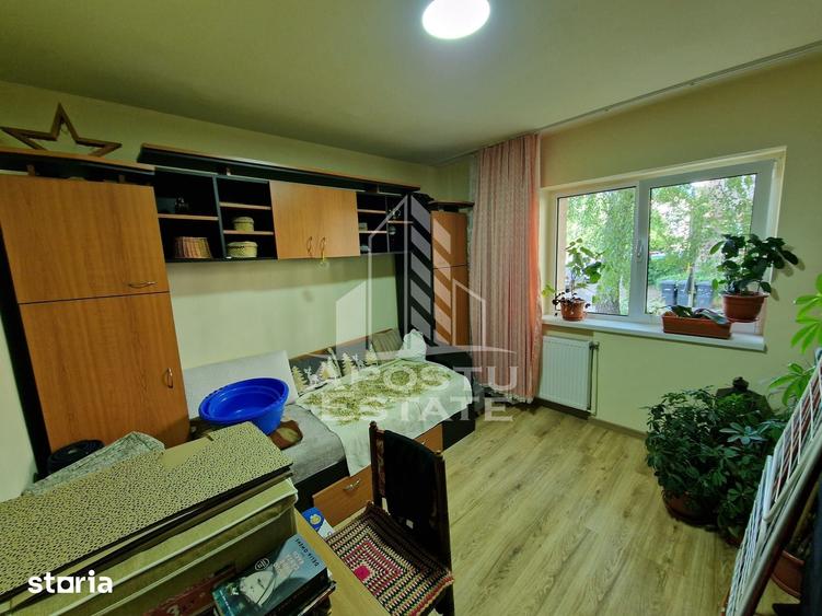 Apartament cu 2 camere decomandat în Lipovei