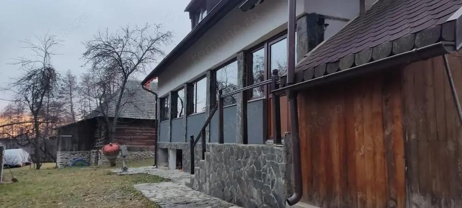 Casă cu 6 camere cu Teren 3035 Mp în Polovragi
