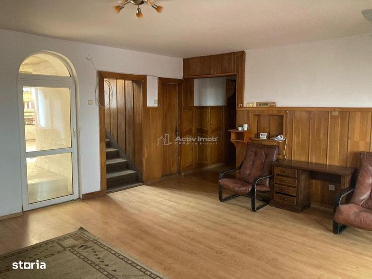 Apartament cu 4 camere în Centrul Civic