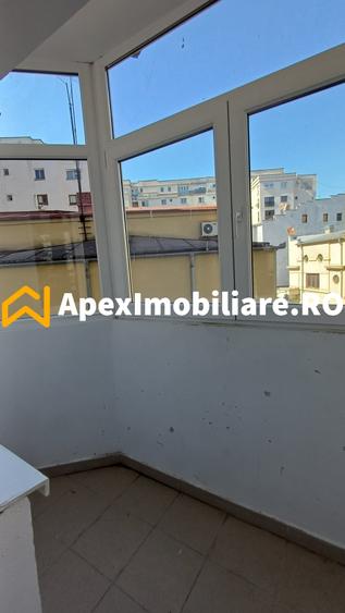 Apartament 4 camere de vanzare Unirii Parcare Privata / Garaj - 24